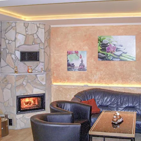 4 Bedroom Gorgeous Home In Berlin-3