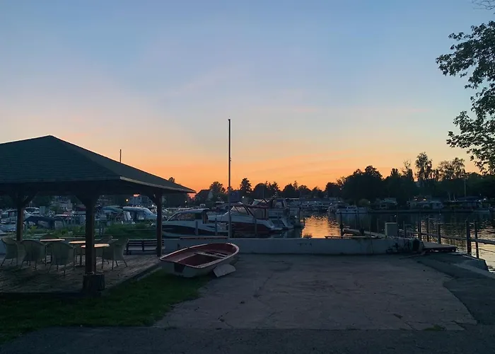 Tiny House Oder Ferienwohnung Auf Der Sunset Marina