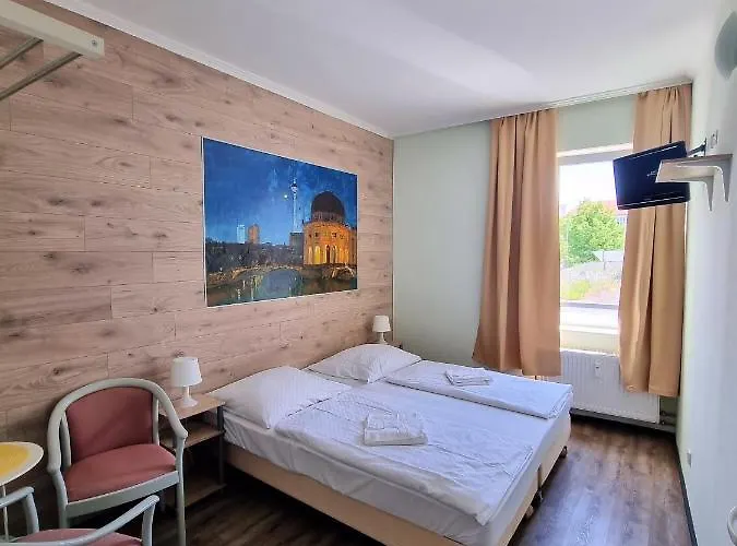 Guest house: Thomas Rooms